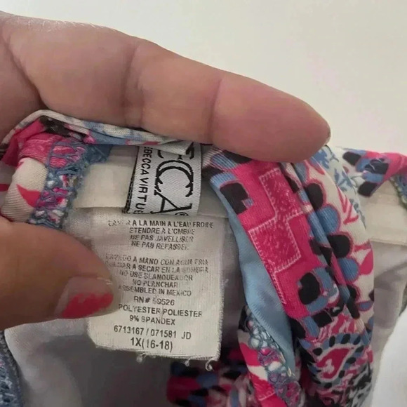 Becca boho floral bikini top size 1x - Picture 4 of 5
